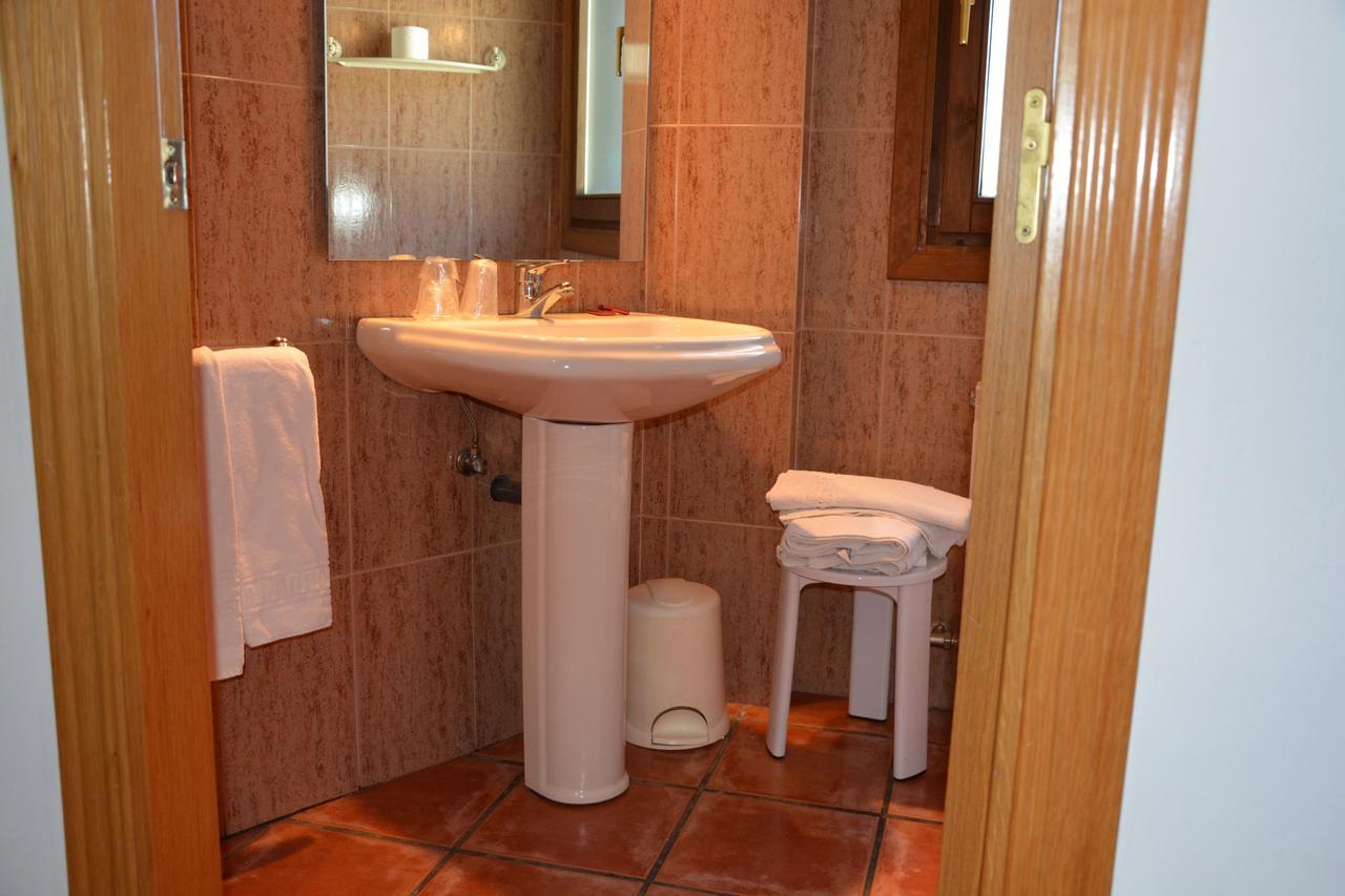 Hotel Pensio Samarra Ribera de Cardós Zewnętrze zdjęcie